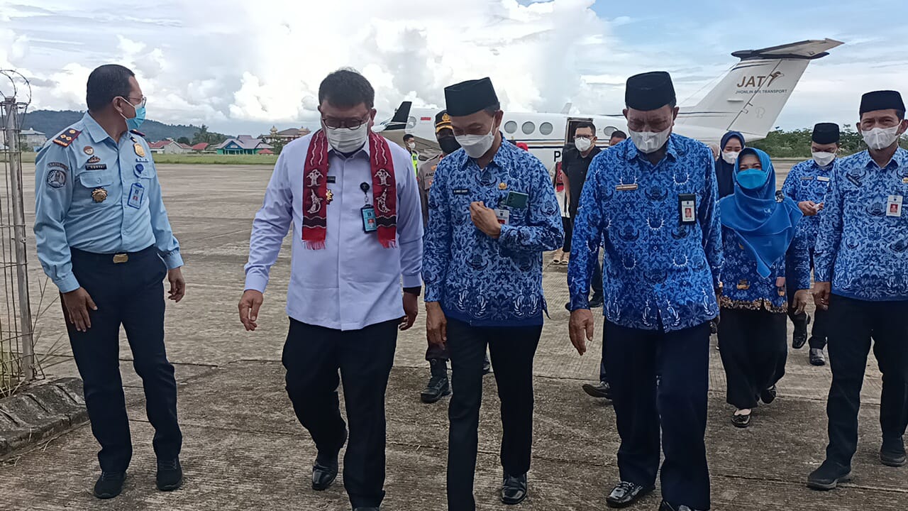 Bersama Forkopimda, Sekda Tanbu Sambut Kedatangan Dirjenpas