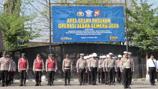 Gelar Pasukan Operasi Zebra Semeru 2024 Polres Nganjuk, Kapolres : Waspadai Peningkatan Aktivitas Masyarakat pada Kegiatan Kampanye Pemilukada 2024