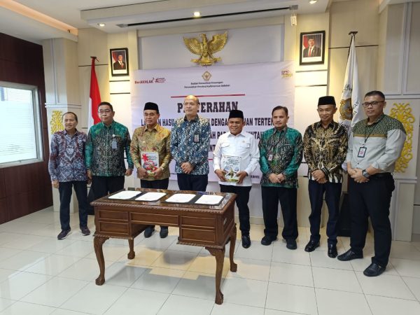 Pemkab Tanbu Terima LPH dari BPK Kalsel