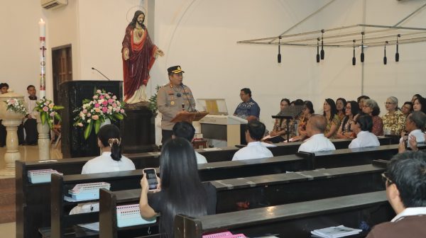 Kapolres Nganjuk Hadiri dan Beri Sambutan Saat Pengamanan Ibadah Paskah di Gereja Paroki Santo Paulus Nganjuk