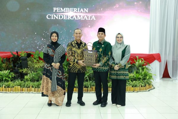 Bupati Andi Rudi Latif Hadiri Pisah Sambut Dandim 1022/Tnb: Wujud Sinergi TNI dan Pemda
