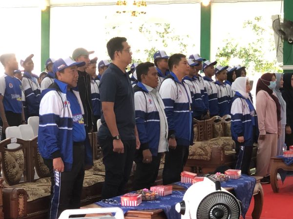 Bupati Andi Rudi Latif Lepas Kontingen Tanah Bumbu ke POPDA 2025
