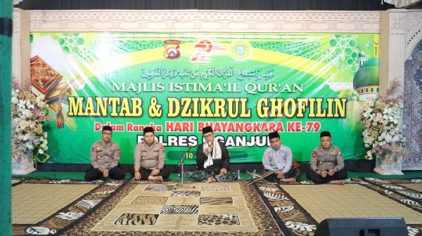 Polres Nganjuk Gelar Semaan Al-Qur’an dan Dzikrul Ghofilin Peringati Hari Bhayangkara ke-79