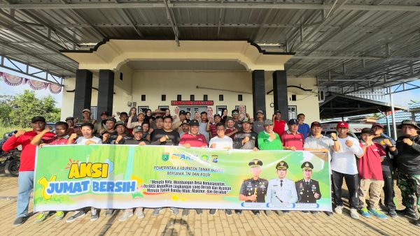 Gaungkan Semangat Gotong Royong, Kecamatan Simpang Empat Gelar AKSI Jumat Bersih