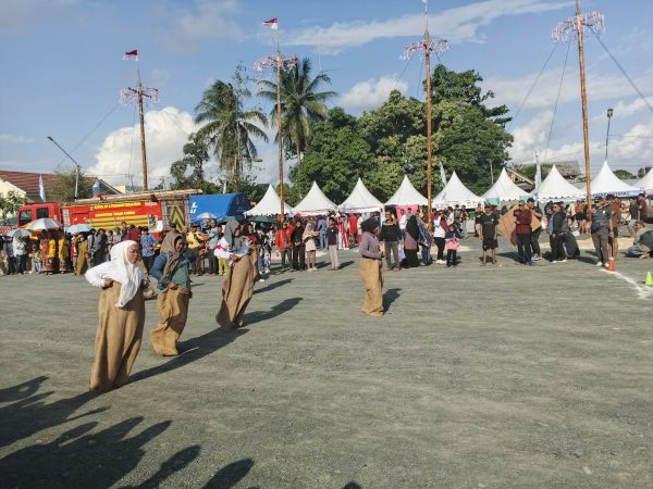 Meriahkan HUT RI ke-80, Pemkab Tanah Bumbu Rayakan dengan Berbagai Macam Perlombaan