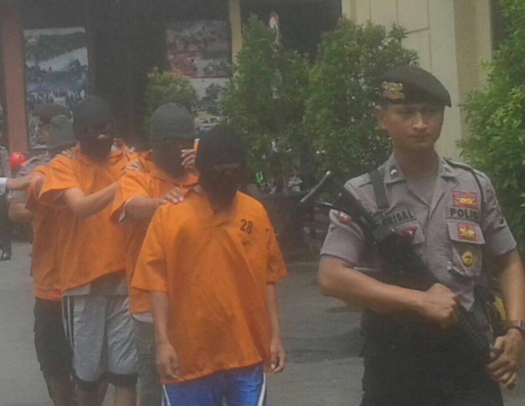 Polisi Grebek Pelaku Perjudian Dadu