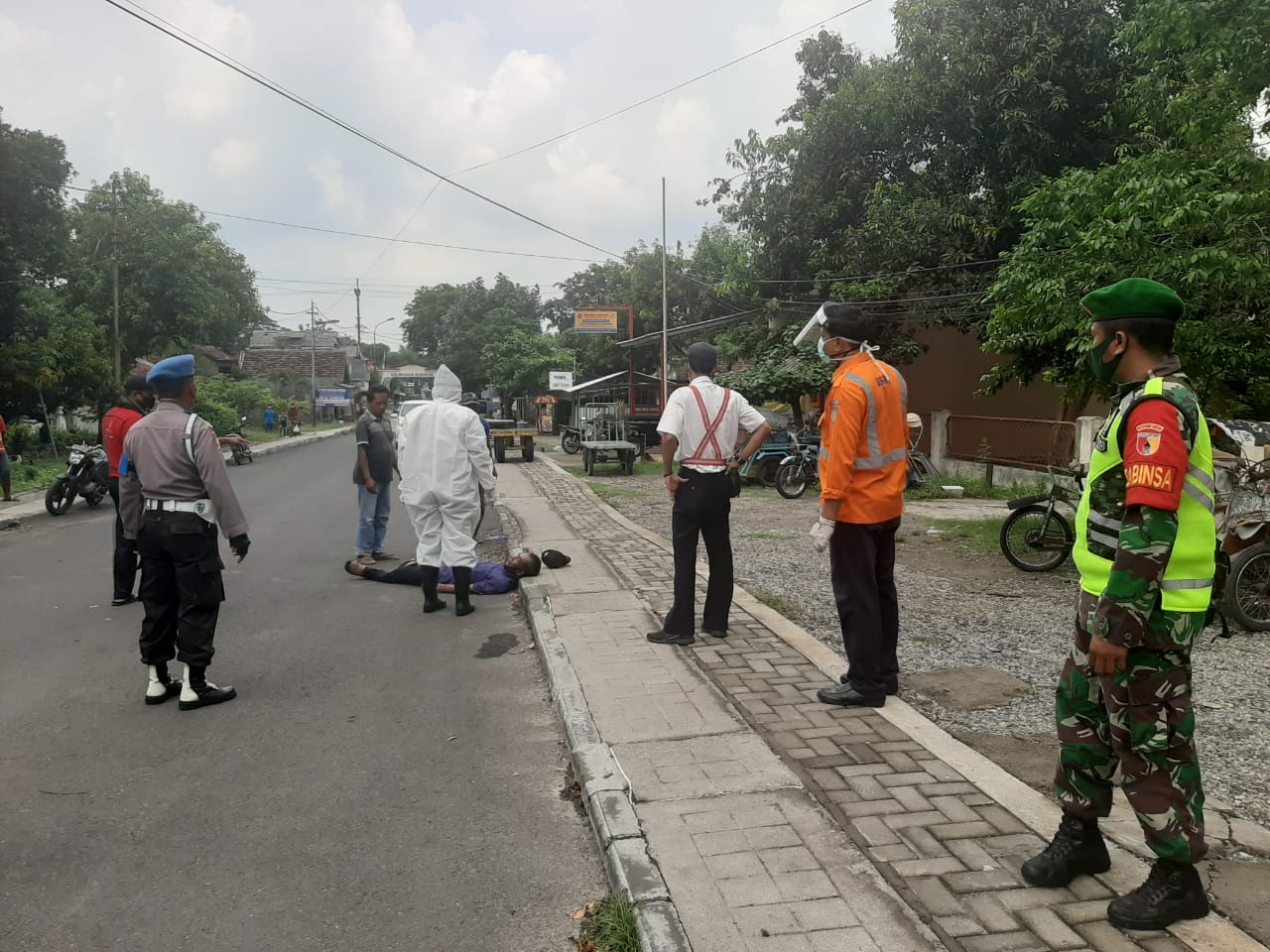 2 Orang Meninggal Dunia Mendadak di Area Stasiun KA Kertosono