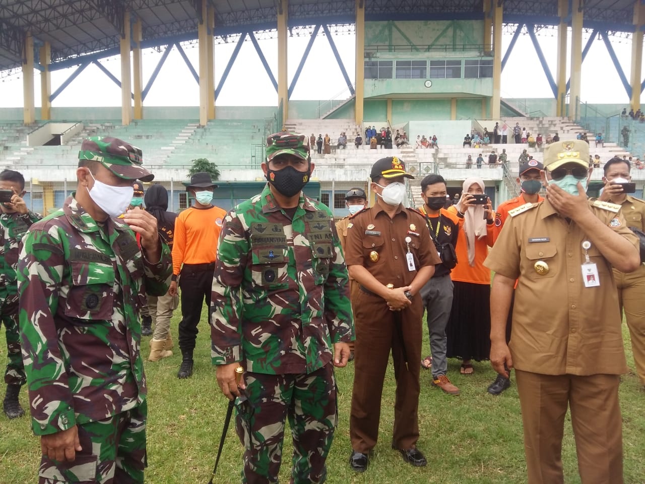 Dandim Barabai Bersama Forkopimda HST, Sambut Kunjungan Gubenur Kalsel