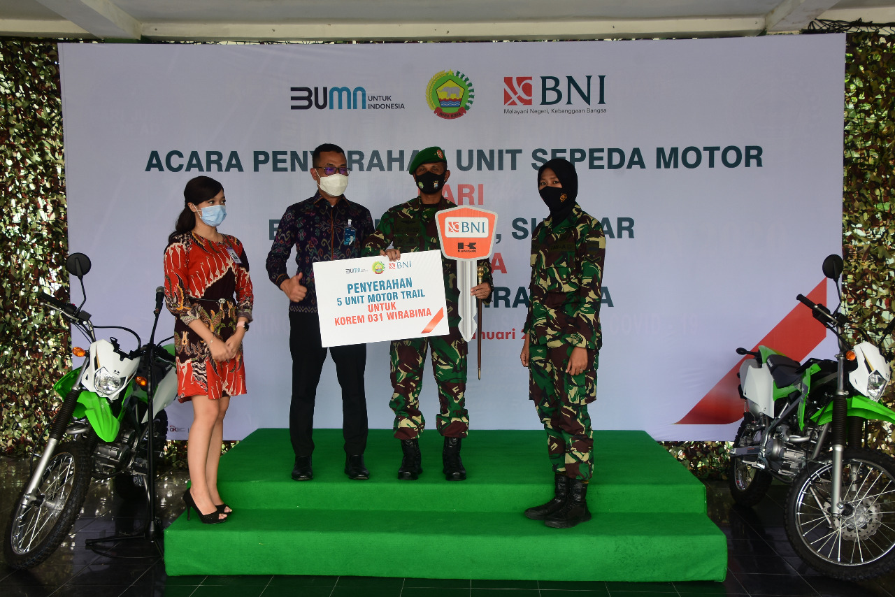 Korem 031/WB Terima Bantuan CSR 5 Unit Motor Trail Dari BNI