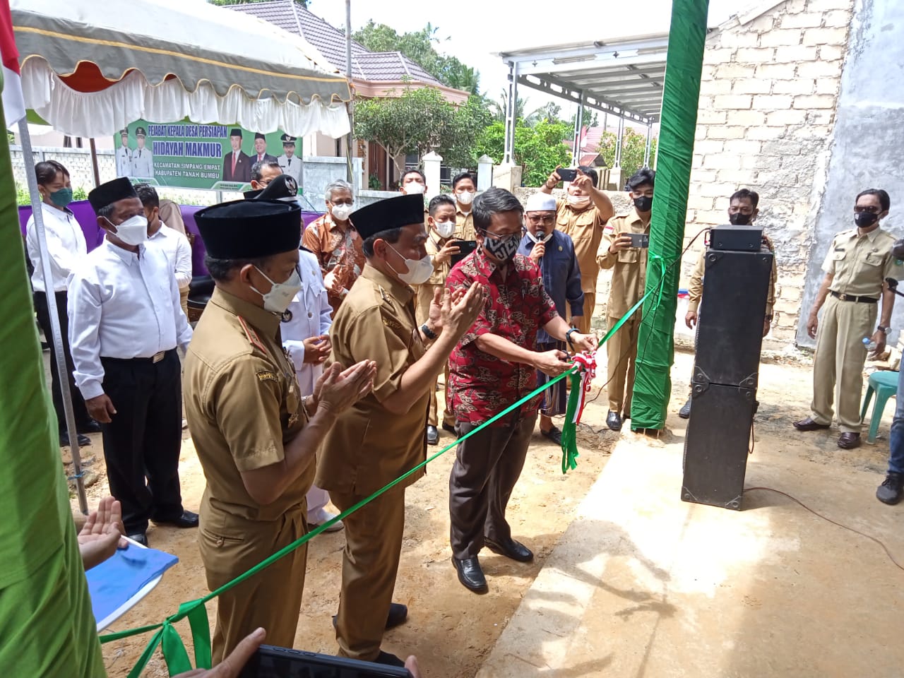 Bupati Tanbu Lantik Pj Kades Persiapan di Dua Kecamatan