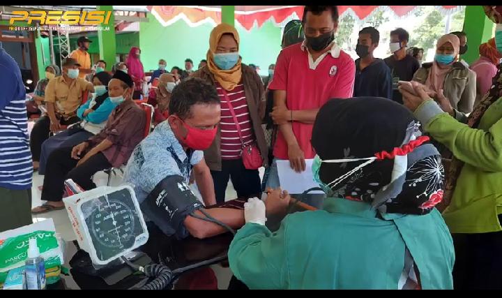 Polres Nganjuk Menggelar Vaksinasi Covid – 19 di 4 Titik Demi Mewujudkan Program Percepatan Vaksin