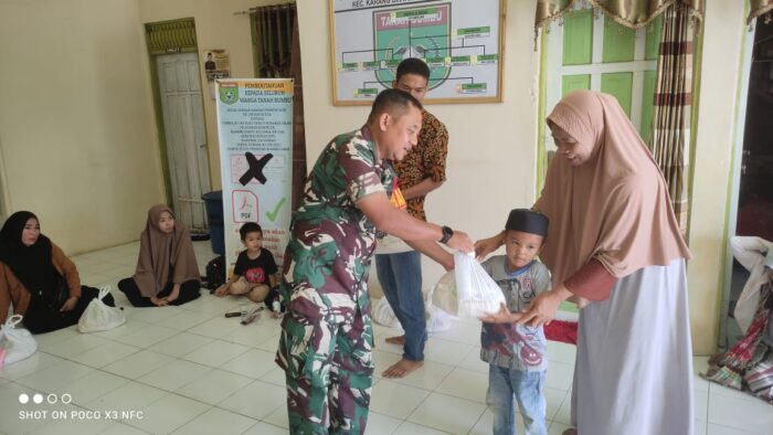 Posko Satu Jiwa Tandai Jumat Dengan Bagikan Sembako Kepada Anak Yatim Piatu