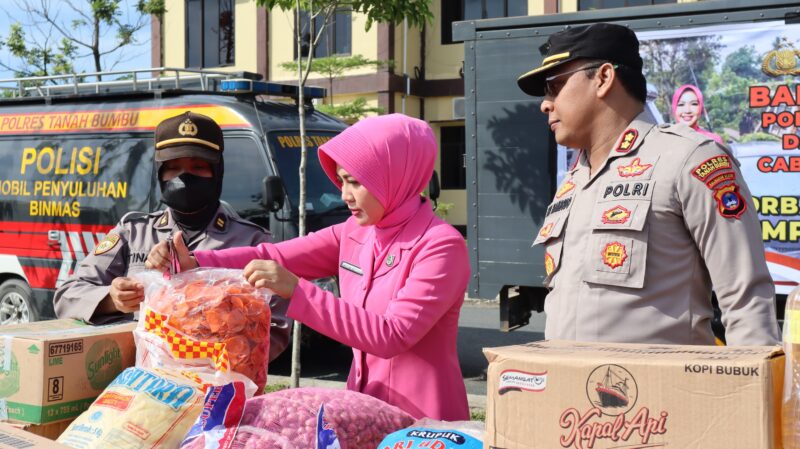 Peduli Kemanusiaan, Polres Tanah Bumbu Kirim Bantuan Untuk Korban Gempa Cianjur