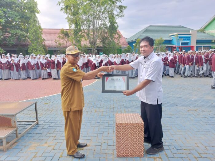 Deklarasi Ikrar Kebangsaan, Polres Tanbu Cegah Paham Intoleran di SMAN 1 Simpang Empat