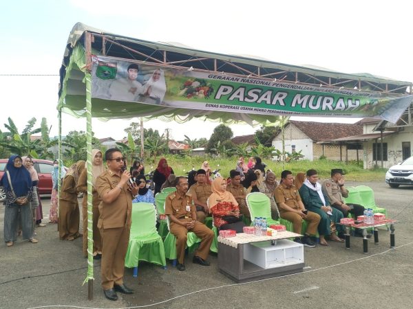 Kendalikan Inflasi, Pemkab Tanbu Gelar Pasar Murah di Desa Bersujud