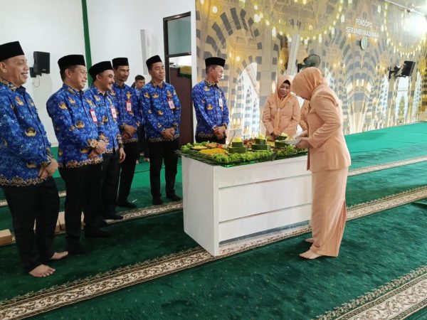 HUT KORPRI Ke-53, Pemkab Tanbu Ramah Tamah di Pendopo Serambi Madinah