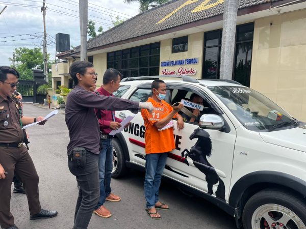 Polres Nganjuk Gelar Rekonstruksi Kasus Pembunuhan di Lapangan Apel