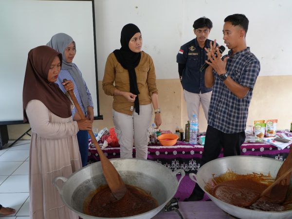 PT. Borneo Indobara Tunjukkan Komitmen Terhadap Pemberdayaan Ekonomi Lokal Melalui Program CSR