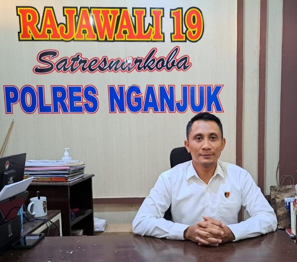 Polres Nganjuk Bekuk Tiga Tersangka Peredaran Narkotika Jenis Sabu dan Pil Dobel L