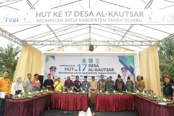 Peringatan HUT Desa Al Kautsar, Bupati Tekankan Persatuan dan Gotong Royong