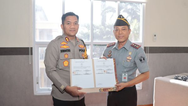 Polres Nganjuk dan Rutan Kelas IIB Nganjuk Tandatangani MoU untuk Tingkatkan Sinergi Keamanan dan Pelayanan