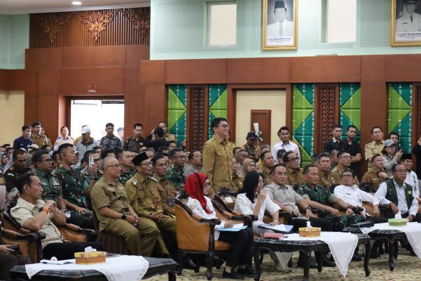 Rakor Bersama Mentan RI, Bupati Andi Rudi Latif: Tanah Bumbu Siap Jalankan Program Revitalisasi Cetak Sawah