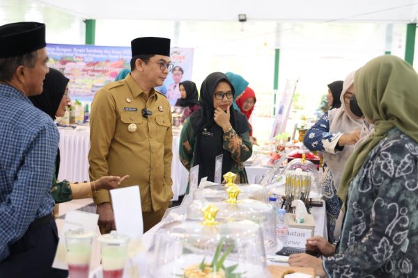 Lomba Menu B2SA Berbasis Pangan Lokal, Bupati Andi Rudi Latif Dorong Konsumsi Sehat dan Generasi Cerdas