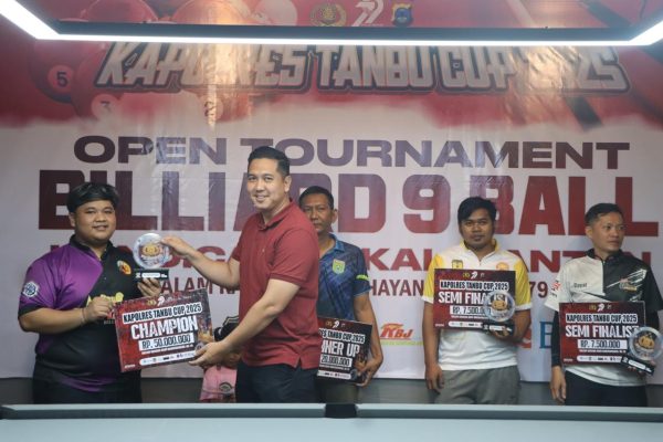Wakapolres Tanah Bumbu Tutup Final Turnamen Billiard 9 Ball Kapolres Cup 2025