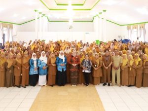 Bunda PAUD Andi Irmayani Buka Pelatihan Guru PAUD Se-Tanbu