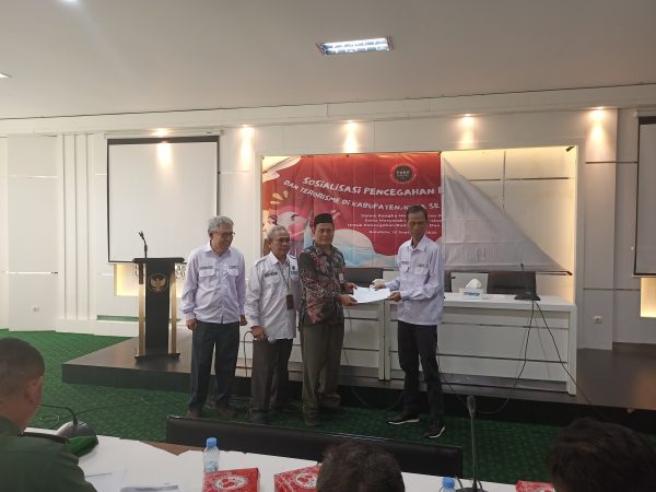 Kesbangpol Tanbu dan BNPT Kalsel Gelar Sosialisasi Pencegahan Radikalisme dan Terorisme