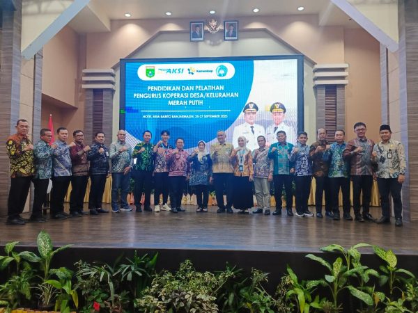 157 Pengurus Koperadi Merah Putih Ikuti Pelatihan Digitalisasi