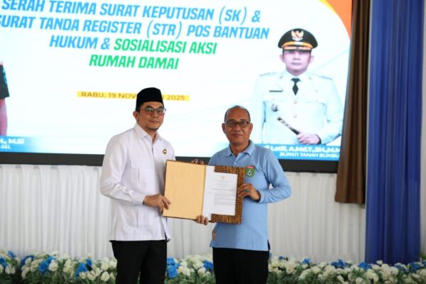 Bupati Andi Rudi Latif Dukung Penguatan Layanan Hukum Masyarakat melalui Posbankum dalam bagian Aksi Rumah Damai