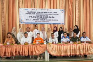 CSR PT Borneo Indobara Gelar Pelatihan Junior Web Developer Dasar di Desa Mekar Jaya