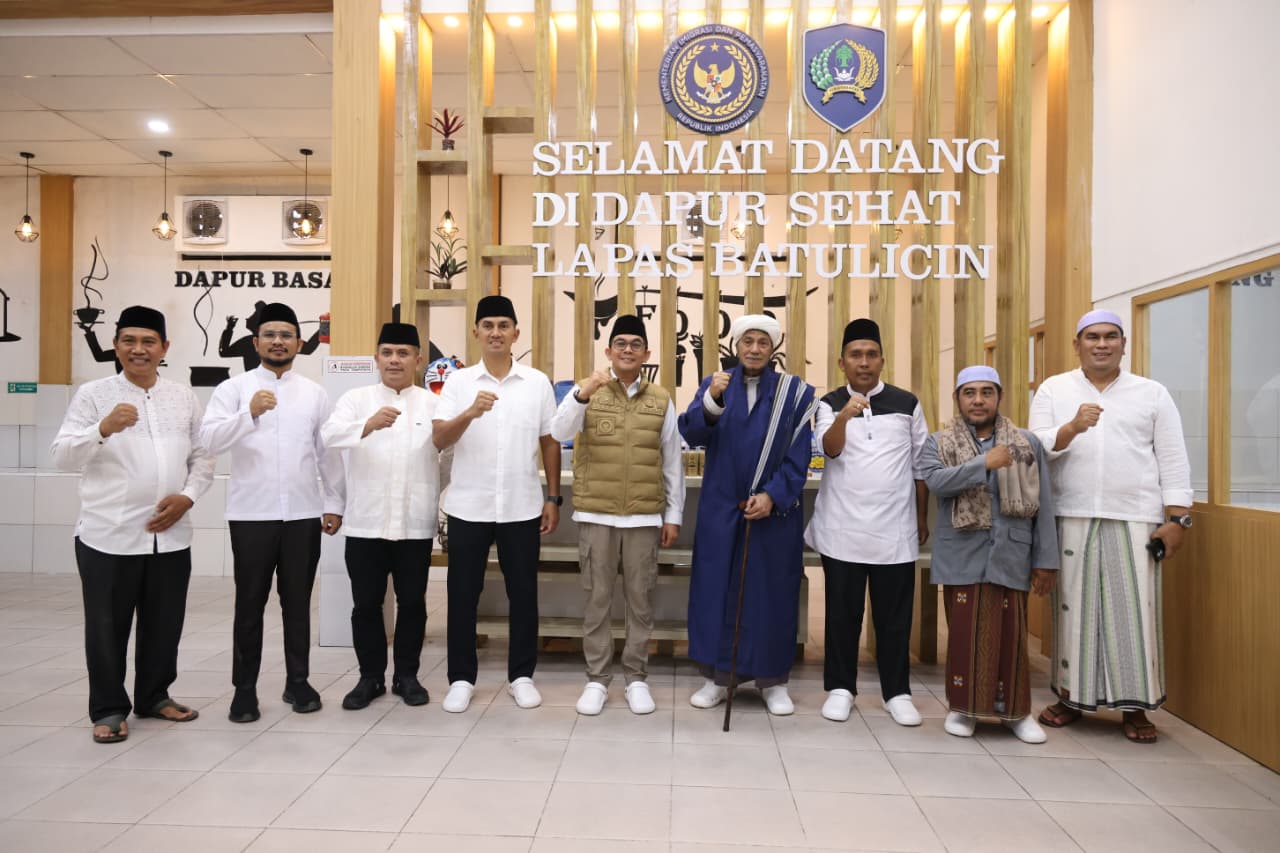 Sejarah, Safari Ramadan 1447 H, Bupati Andi Rudi Latif Buka Puasa Bersama Warga Binaan Lapas Kelas III Batulicin