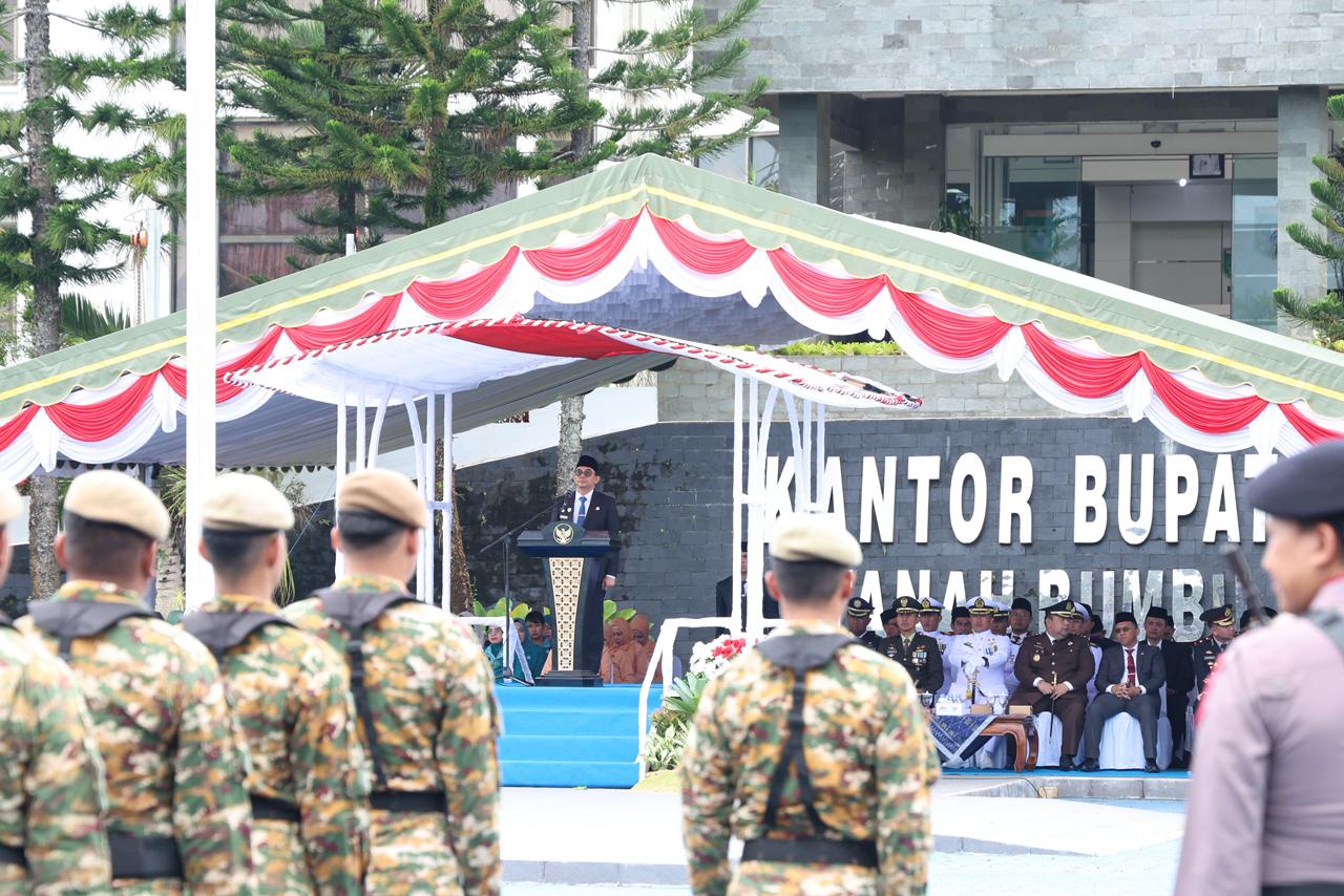 Bupati Andi Rudi Latif Pimpin Upacara Peringatan Hari Kebangkitan Nasional