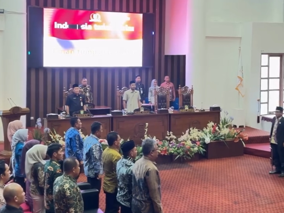 Pemkab Tanbu Sampaikan LPj APBD TA 2025 Dalam Rapat Paripurna DPRD