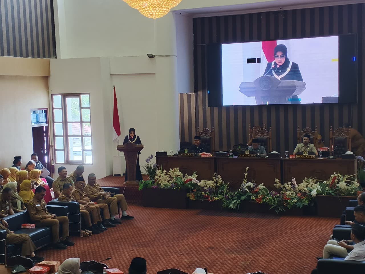 DPRD Tanbu Sampaikan Pemadangan Umum Fraksi Terhadap Raperda LPj APBD TA 2025