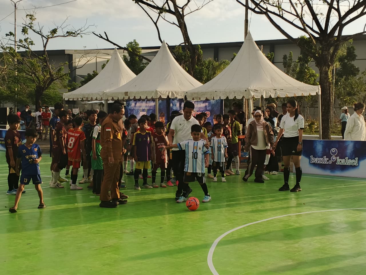 Isi Libur Sekolah, Turnamen Futsal Anak Tanah Bumbu Digelar Di Bandara Bersujud