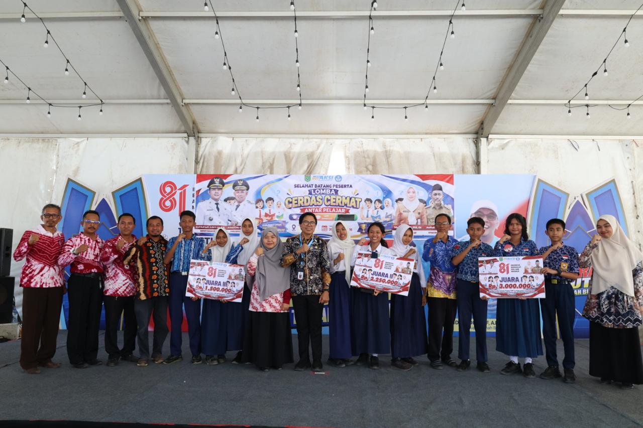 Bupati Andi Rudi Latif Dorong Akademik dan Karakter Pelajar Lewat Lomba Cerdas Cermat HUT ke-81 RI