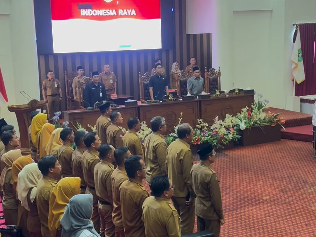 DPRD Tanbu Sampaikan Pemandangan Umum Fraksi terhadap Dua Raperda