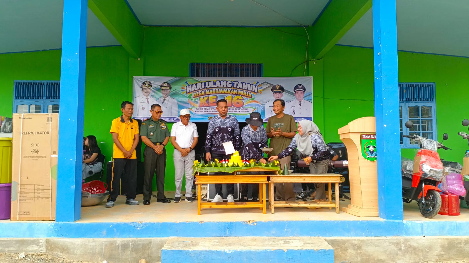 Peringatan HUT ke-16 Desa Mantawakan Mulia Momentum Perkuat Kebersamaan